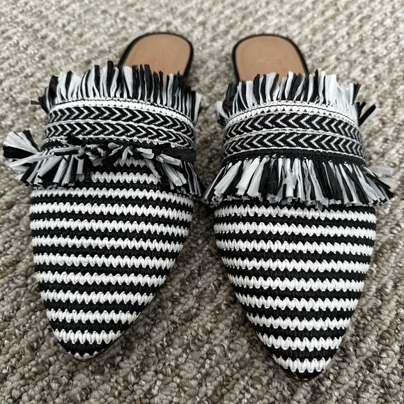 Crown Vintage Mules - Picture 2 of 3